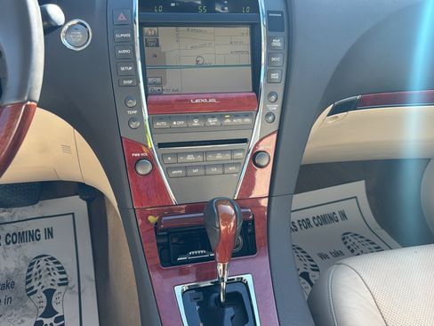 Used 2011 Lexus ES 350 FWD image 28