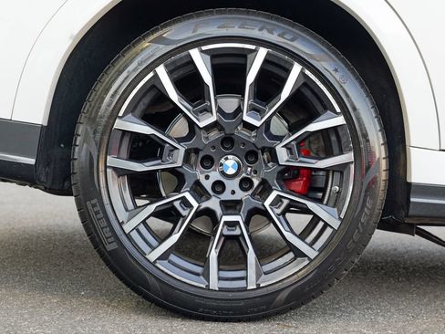 Used 2024 BMW X6 xDrive40i w/ Premium Package AWD/4WD image 11