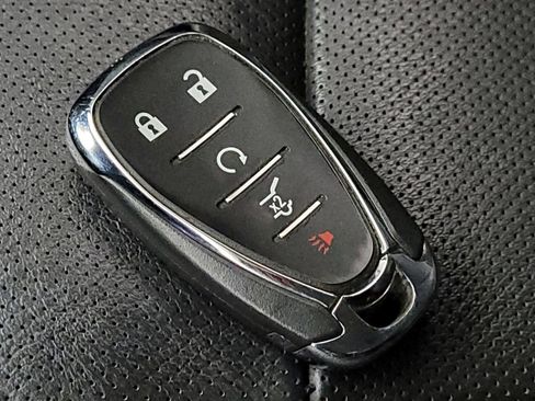 Used 2018 Chevrolet Traverse Premier w/ Driver Confidence II Package image 32