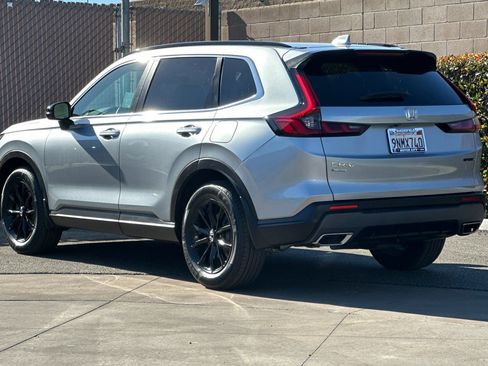 Used 2025 Honda CR-V Sport-L image 6