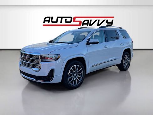 Used 2023 GMC Acadia Denali w/ Denali Ultimate Package image 3