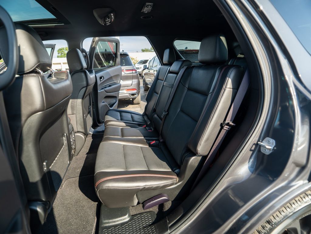 Used 2025 Dodge Durango R/T AWD/4WD image 17
