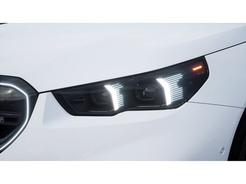 New 2026 BMW M5 Touring image 6