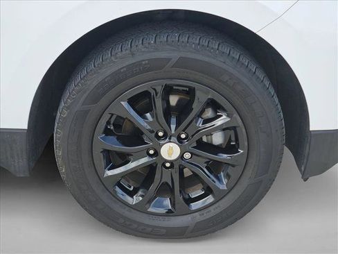 Used 2021 Chevrolet Equinox LT image 21