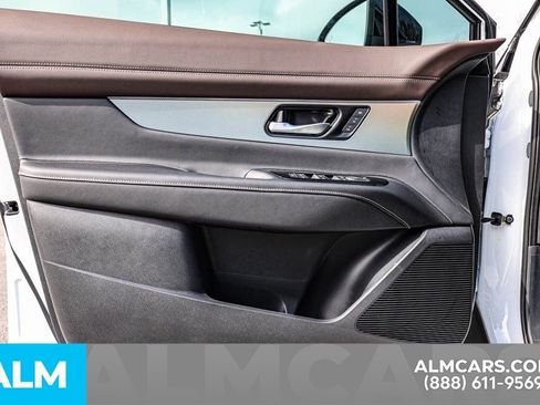 Certified 2025 Nissan Murano Platinum w/ Cargo Package image 53