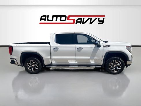 Used 2024 GMC Sierra 1500 SLT w/ SLT Premium Plus Package AWD/4WD image 8