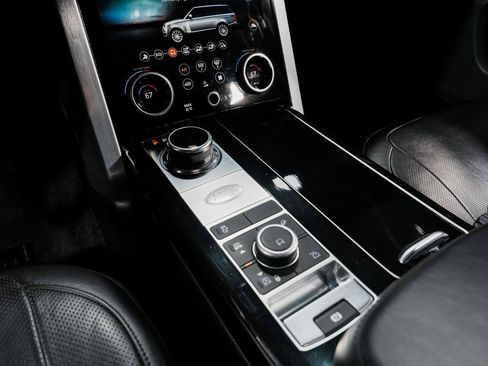 Used 2020 Land Rover Range Rover HSE image 27
