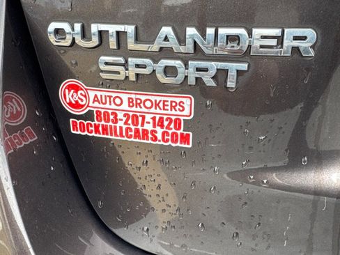 Used 2020 Mitsubishi Outlander Sport ES image 12