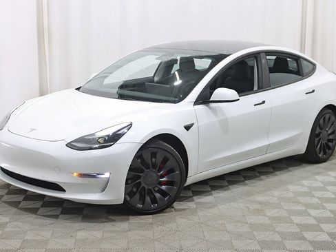 Used 2022 Tesla Model 3 Performance image 6