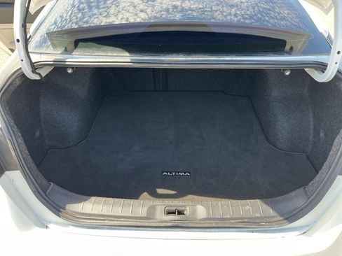 Used 2020 Nissan Altima 2.5 S FWD image 29