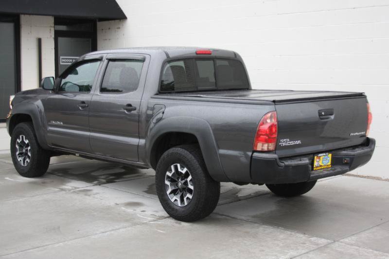 Used 2015 Toyota Tacoma PreRunner w/ Convenience Package RWD image 23