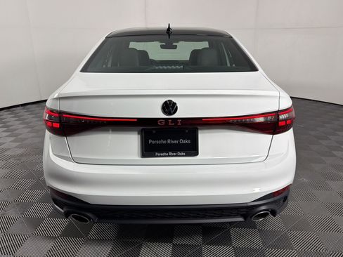 Used 2026 Volkswagen Jetta GLI Autobahn FWD image 10