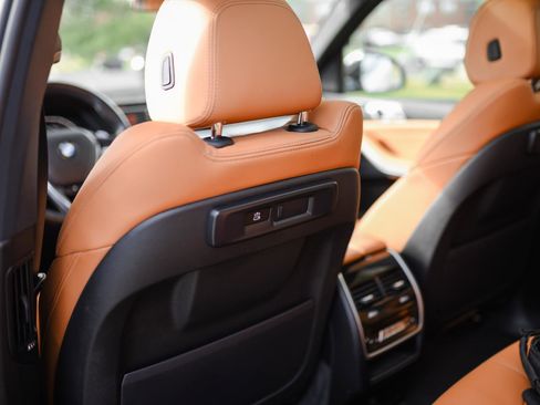 Used 2021 BMW X5 xDrive45e w/ Premium Package 3 image 50