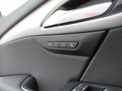 New 2026 Buick Envision Avenir image 34