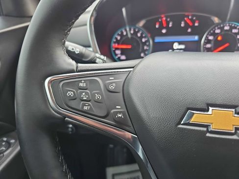 Used 2023 Chevrolet Equinox LT image 22