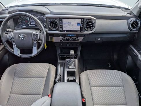 Used 2022 Toyota Tacoma SR5 RWD image 14