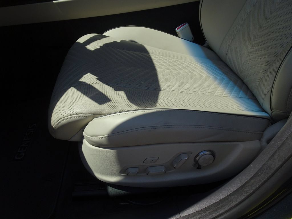 Used 2023 Genesis G80 3.5T Sport AWD/4WD image 10