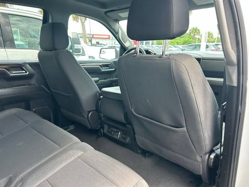 Used 2025 Chevrolet Silverado 1500 LT RWD image 43
