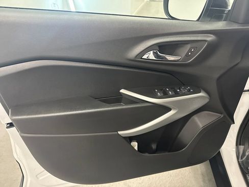 New 2026 Chevrolet Trax RS FWD image 12