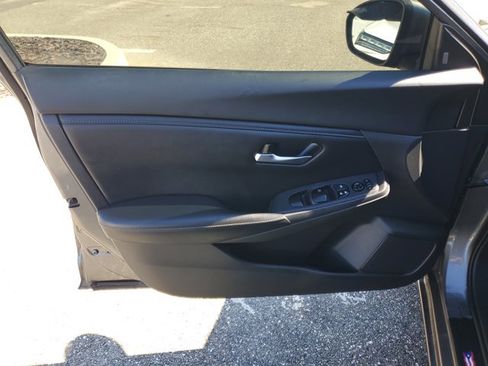 Used 2021 Nissan Sentra S image 13