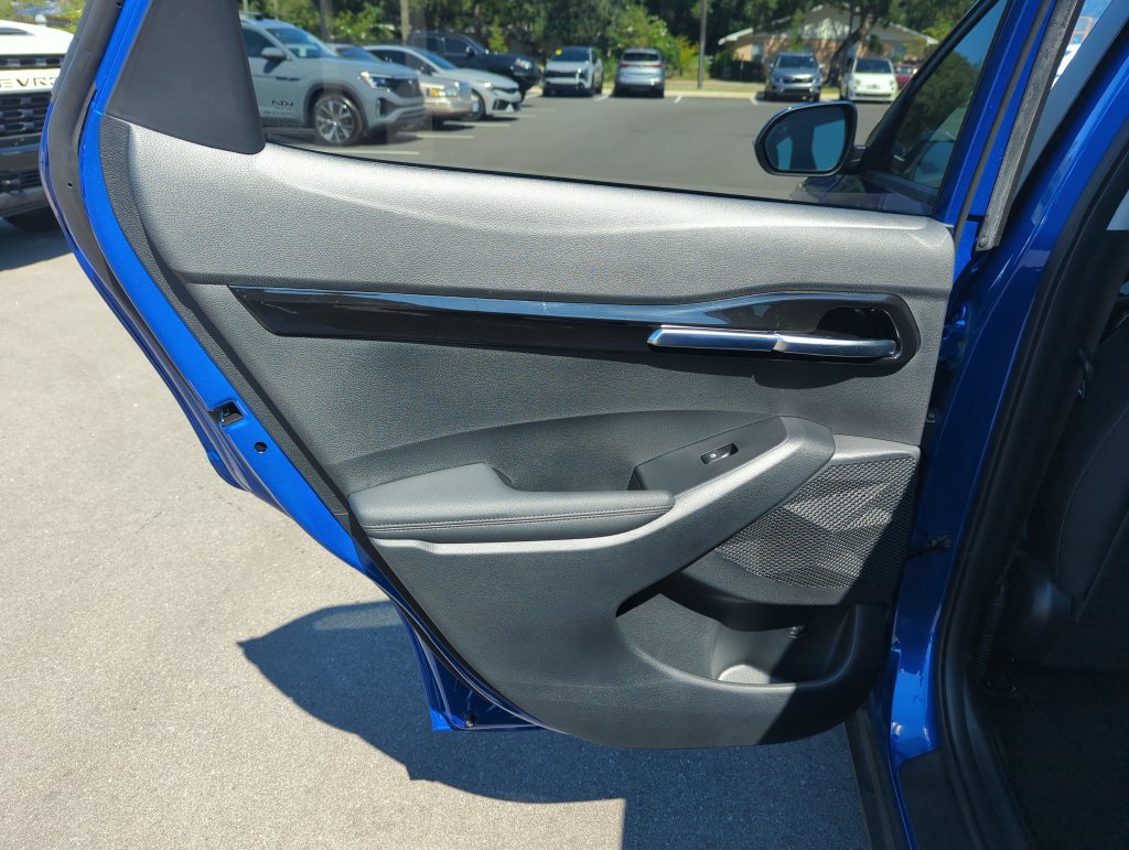 Used 2025 Kia Seltos S FWD image 27