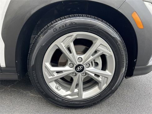 Used 2023 Hyundai Kona SEL w/ Convenience Package image 25