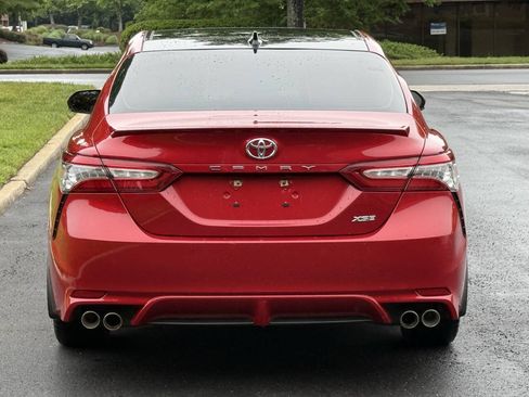 Used 2019 Toyota Camry XSE w/ Driver Assist Package FWD image 5