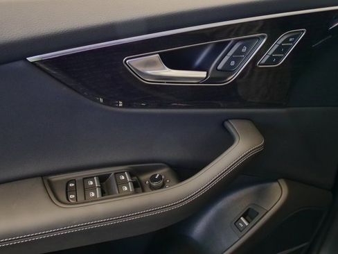 New 2026 Audi Q8 Premium Plus image 32