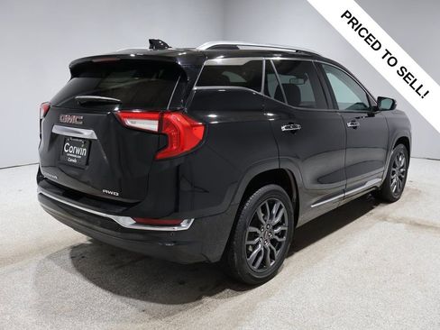 Used 2022 GMC Terrain Denali w/ Black Diamond Edition image 2