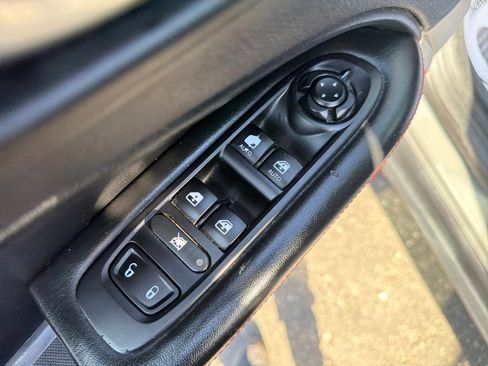 Used 2021 Jeep Compass Trailhawk image 14