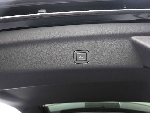 New 2026 GMC Yukon Elevation w/ Elevation Premium Package AWD/4WD image 27