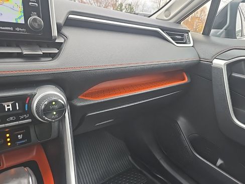 Used 2019 Toyota RAV4 Adventure image 28