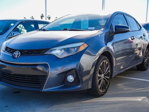 Used 2016 Toyota Corolla LE image 3