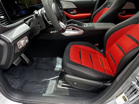 Certified 2025 Mercedes-Benz GLE 53 AMG 4MATIC image 10