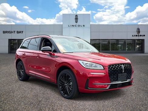 Used 2026 Lincoln Corsair Grand Touring AWD/4WD image 1