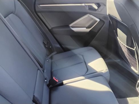 New 2025 Audi Q3 2.0T Premium image 25