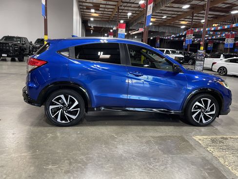 Used 2020 Honda HR-V Sport image 6