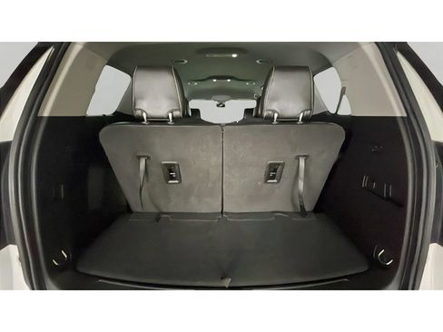 Used 2020 GMC Acadia SLT AWD/4WD image 17