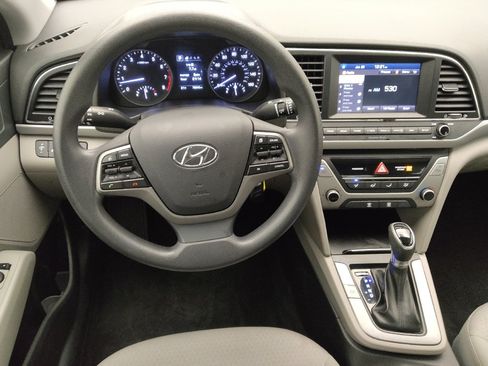 Used 2018 Hyundai Elantra SEL FWD image 22