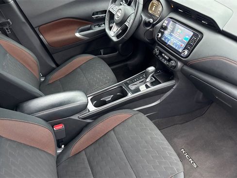 Used 2024 Nissan Kicks SR image 21