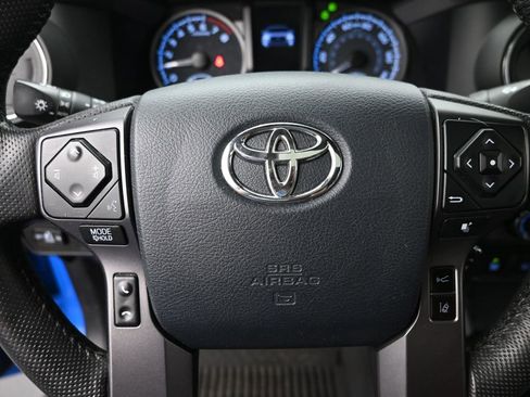 Used 2020 Toyota Tacoma SR5 image 19