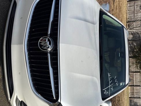 Used 2018 Buick Enclave Premium w/ Experience Buick Package image 2