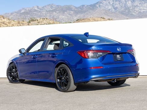 Used 2024 Honda Civic Sport image 8