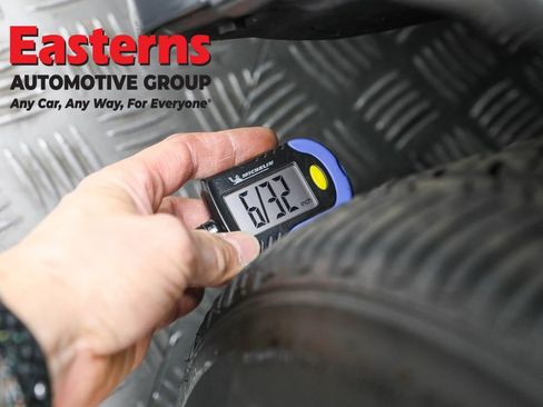 Used 2025 Toyota Camry LE image 27