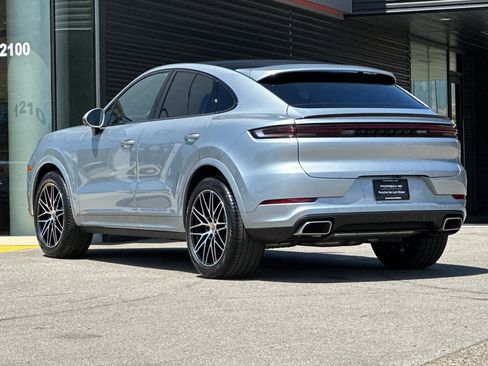 New 2026 Porsche Cayenne Coupe AWD/4WD image 3