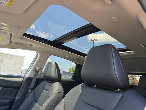 New 2025 Nissan Murano SL image 4