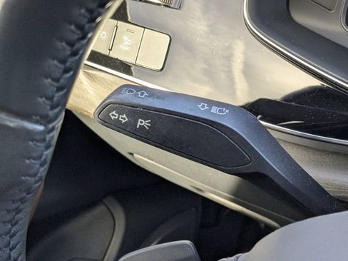 Used 2019 Audi Q8 Premium w/ Convenience Package image 27