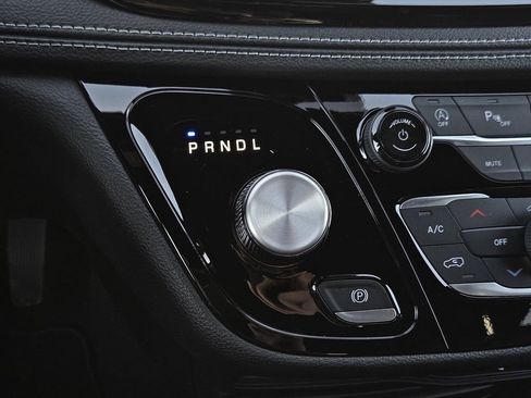 New 2026 Chrysler Pacifica Select image 20