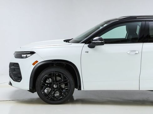 New 2026 Volkswagen Tiguan SE R-Line AWD/4WD image 42