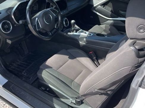 Used 2017 Chevrolet Camaro LT w/ Technology Package image 6